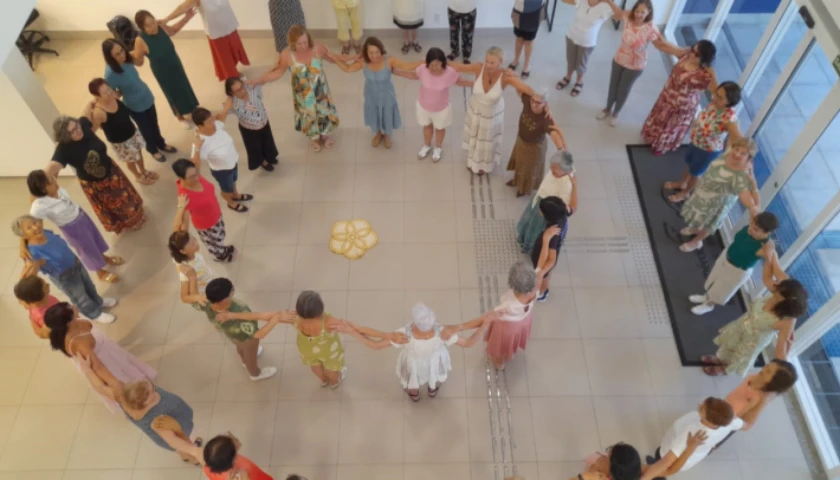 Dança Circular: Celebrando a Vida - Semana da Pessoa Idosa