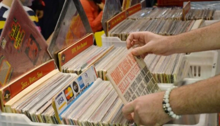 Feira de Vinil
