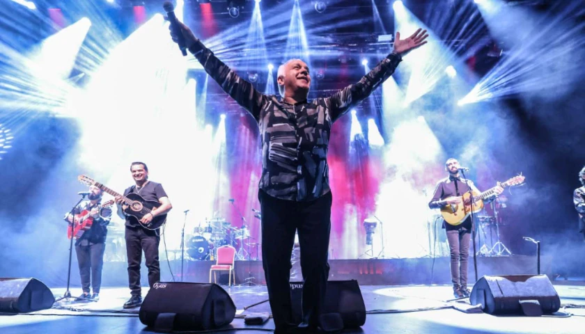 Gipsy Kings by Andre Reyes em Matinhos