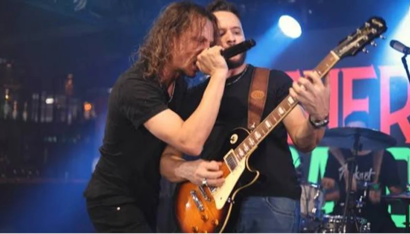 Guns N' Roses & ACDC + Kleber Scott Acústico
