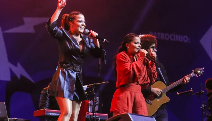 Maiara e Maraísa em Maringá