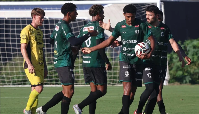 Maringá FC x Ferroviária-SP