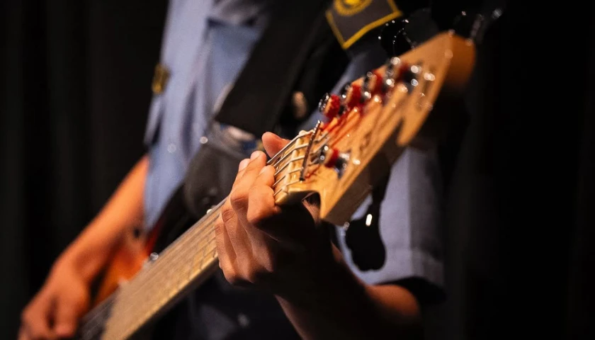Noite Sertaneja com a Banda do 4º BPM em Maringá