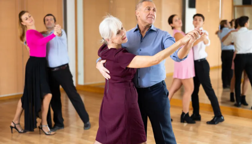Oficina de dança de salão: 'Bolero' para iniciantes