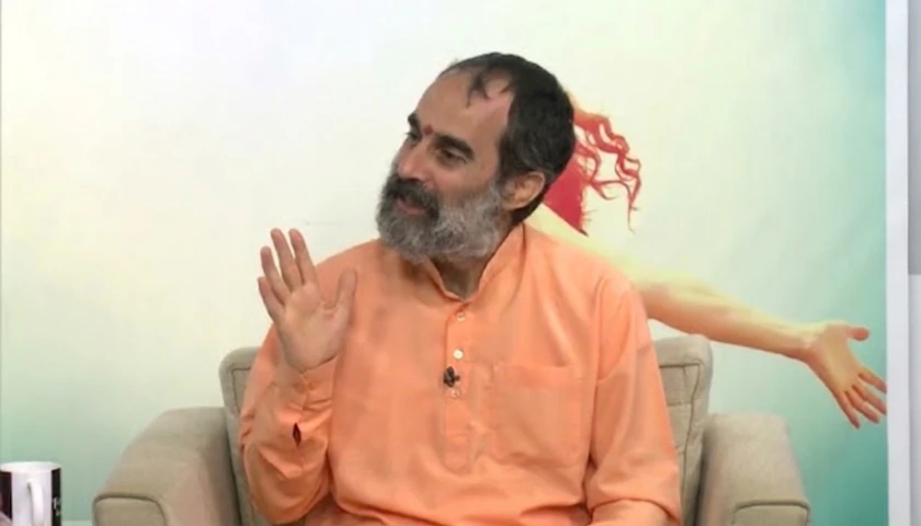Palestra com Swami Ishwarananda em Maringá