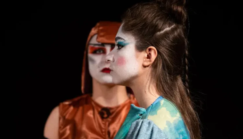 Peça Teatral: “Eleonora ou a corrida pelo fim” em Maringá