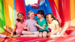 Parque Infantil Temático "Detetives do Prédio Azul"