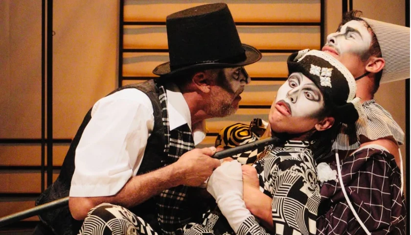 Teatro: "O Auto da Compadecida - O benzimento do cachorro"