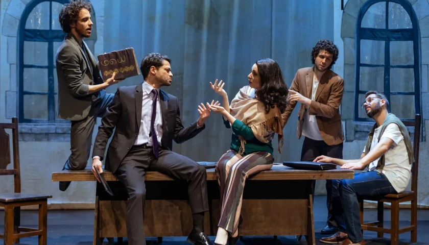 Teatro: O Homem Mais Inteligente da História